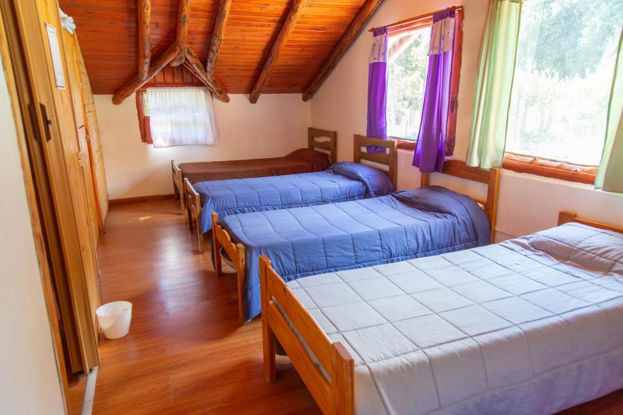Huellas Hostel Лаго Пуело Екстериор снимка