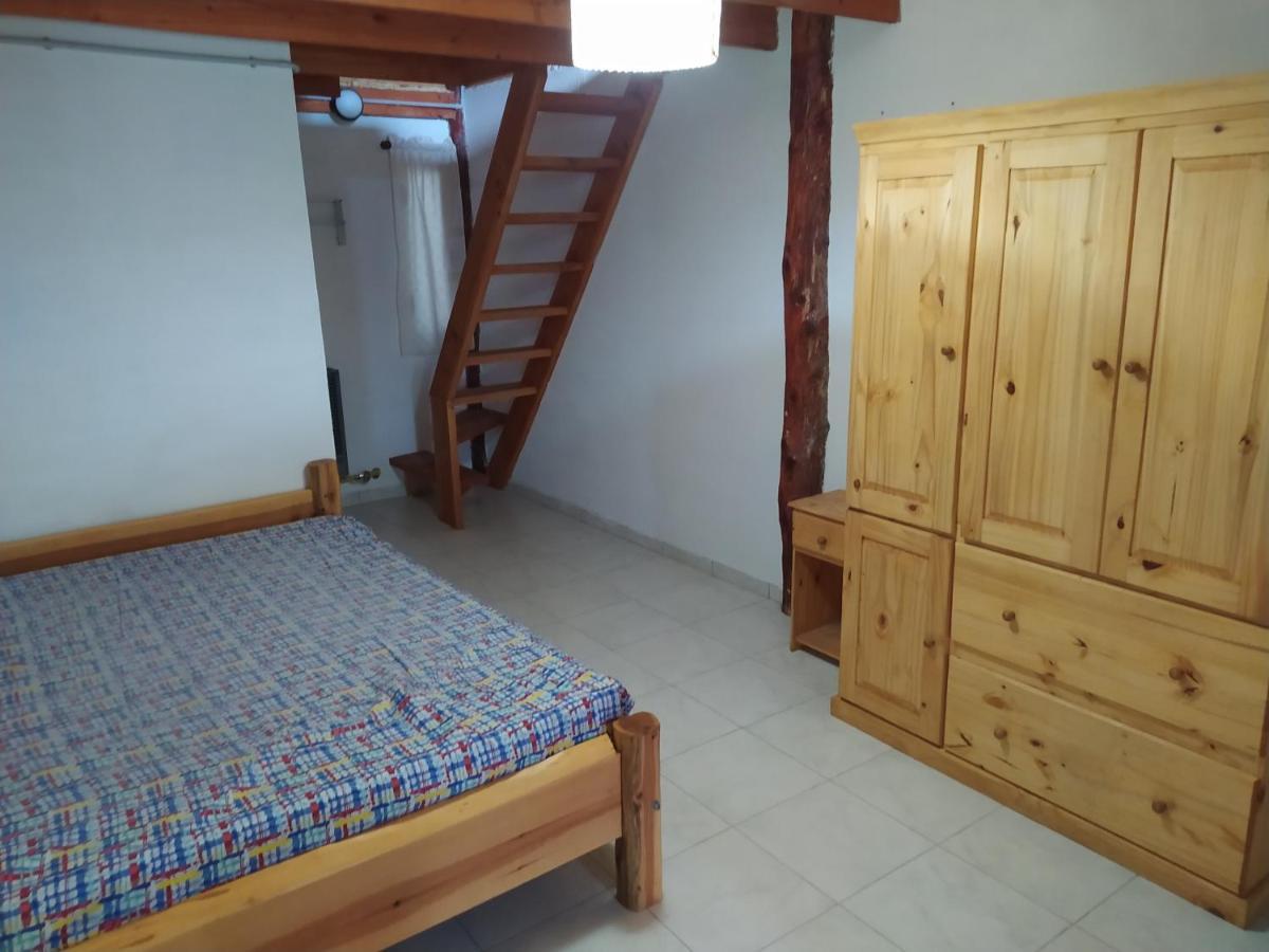 Huellas Hostel Лаго Пуело Екстериор снимка