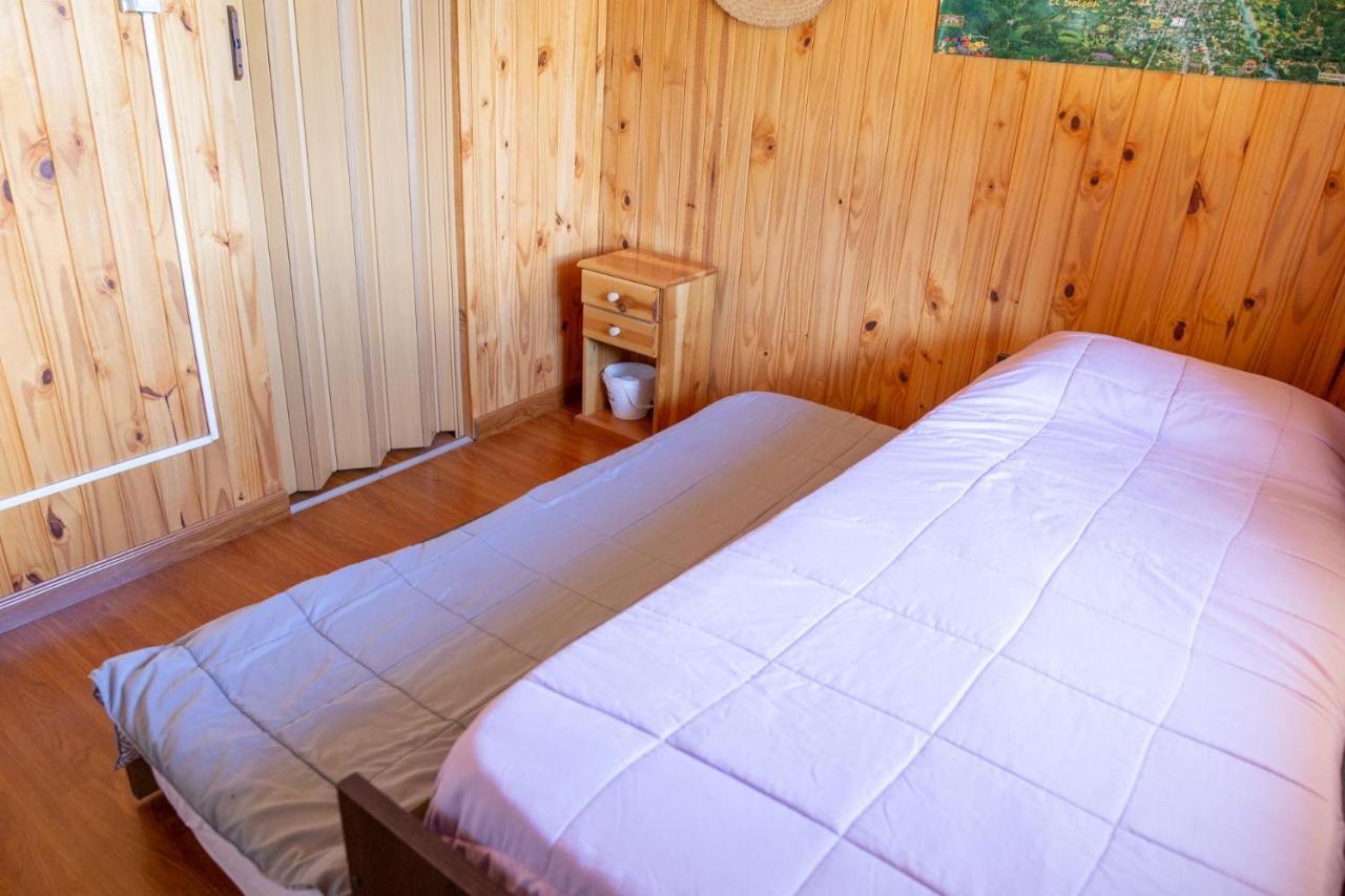 Huellas Hostel Лаго Пуело Екстериор снимка